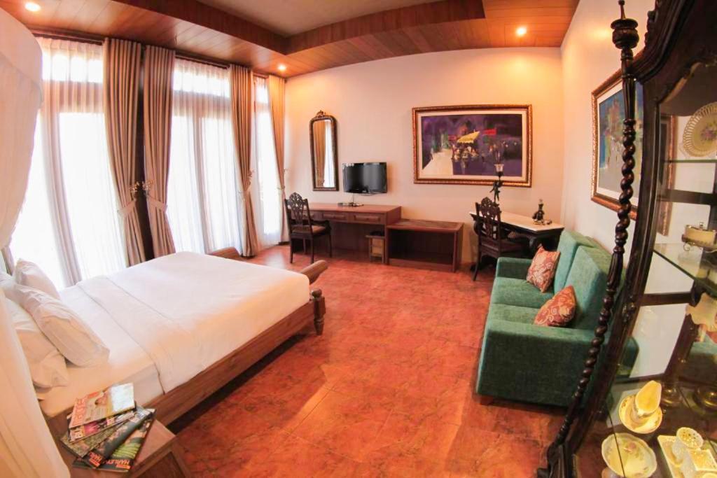 Rumah Stroberi Organic Farm & Family Lodge Lembang Eksteriør bilde